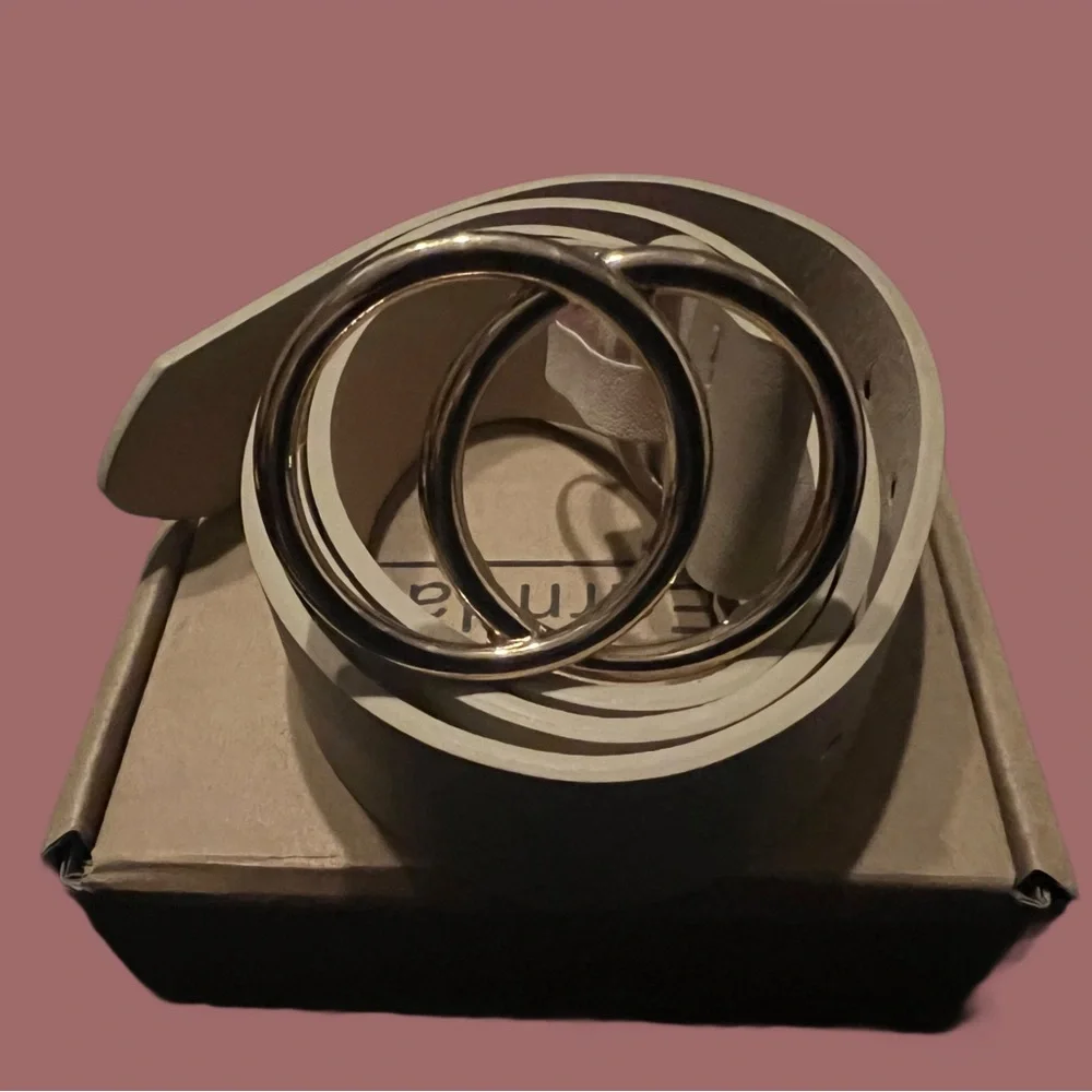 Golden Double Circle Buckle Elegant Cream Ivory Belt NWT NEW work school
